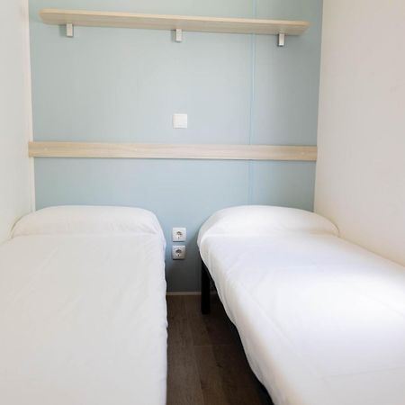 Holacamp Sitges Relax Bagian luar foto