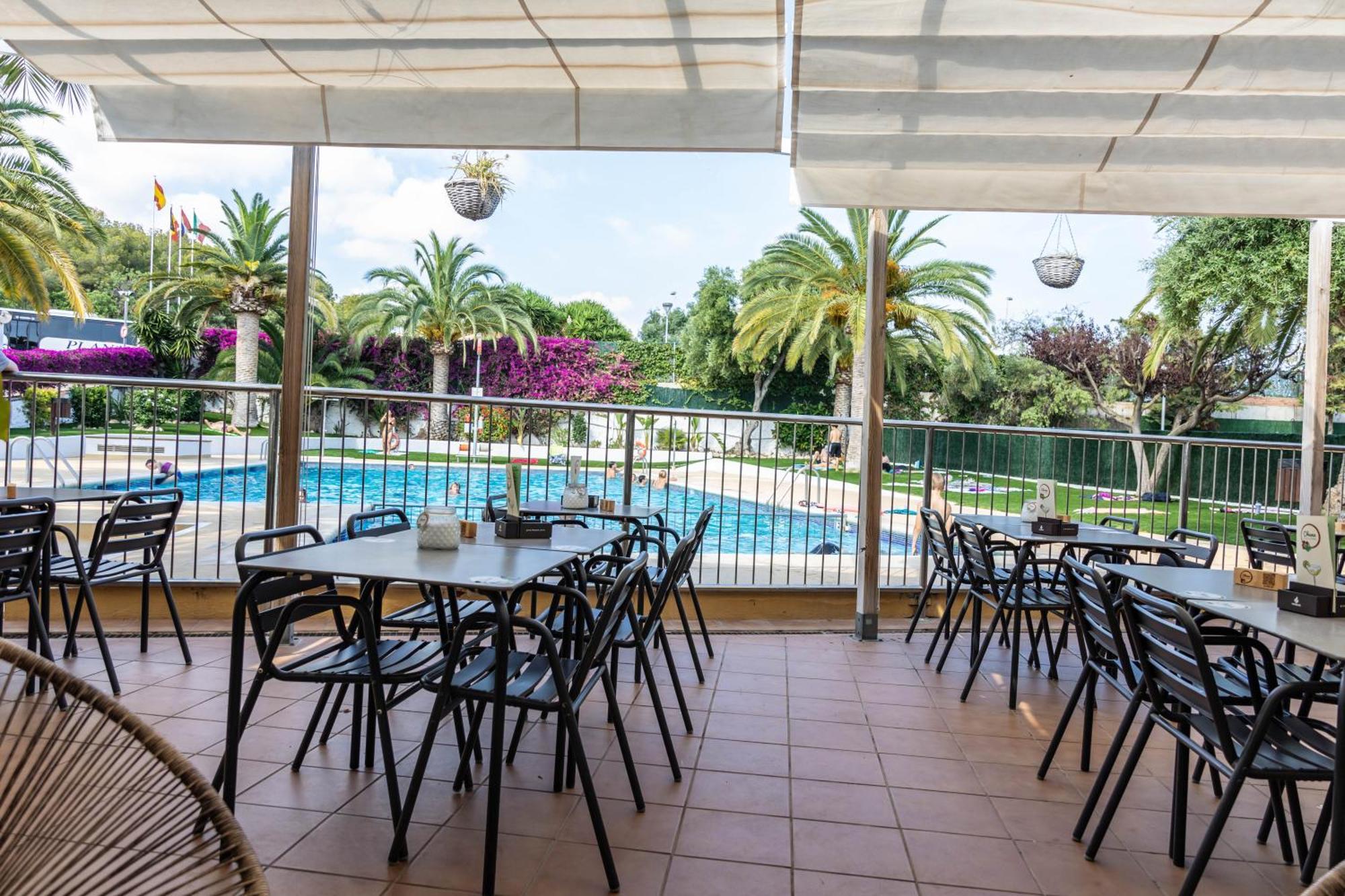 Holacamp Sitges Relax Bagian luar foto
