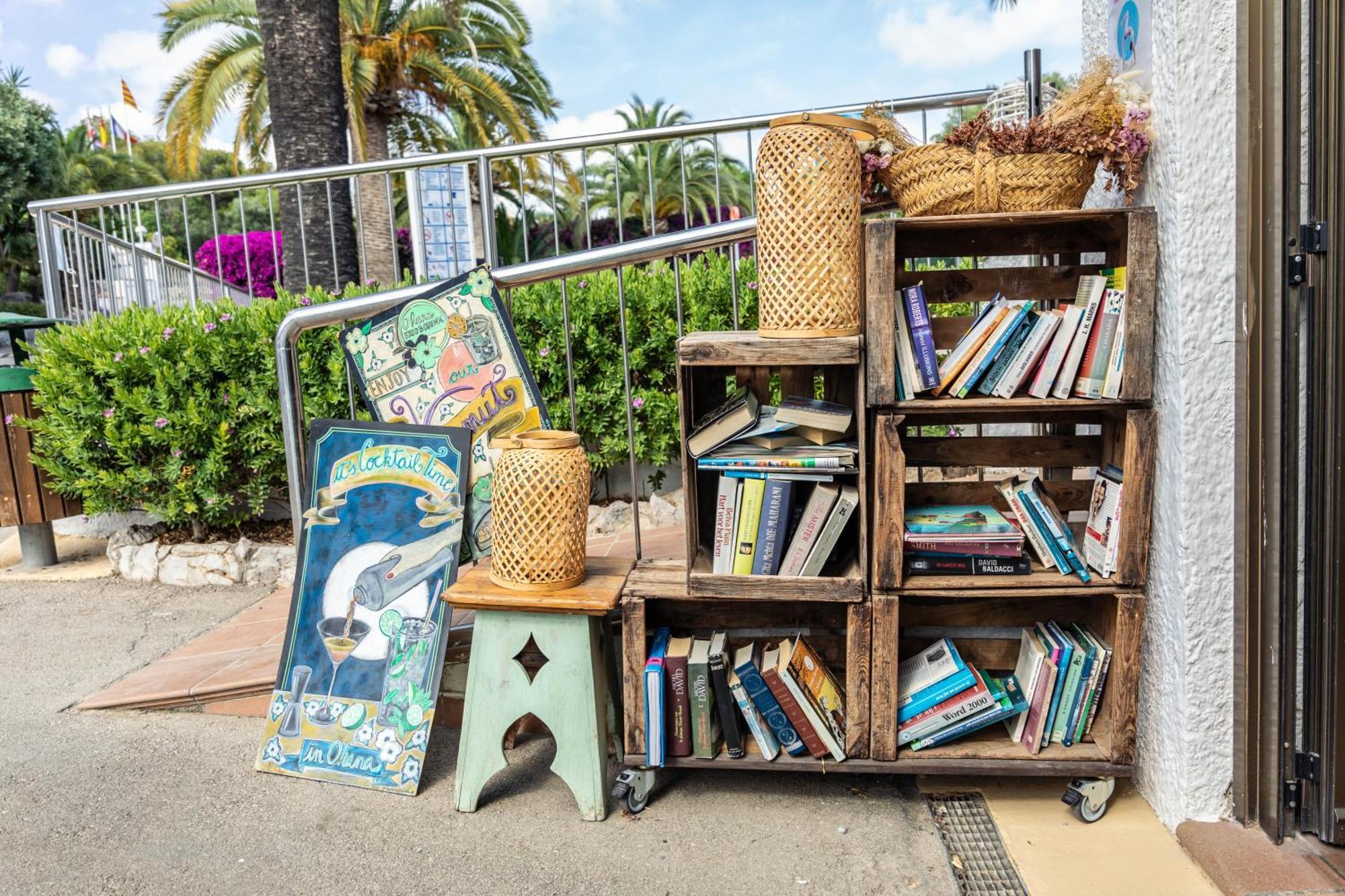 Holacamp Sitges Relax Bagian luar foto
