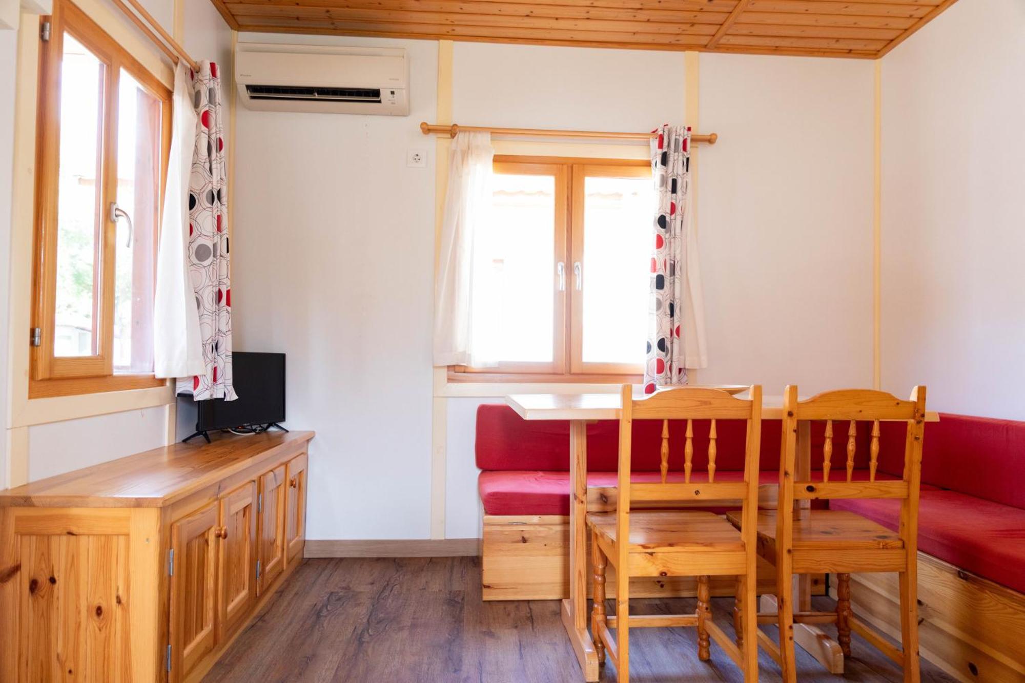 Holacamp Sitges Relax Bagian luar foto