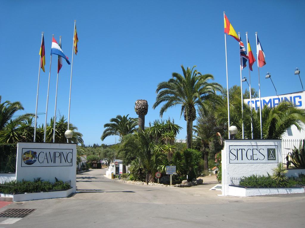 Holacamp Sitges Relax Bagian luar foto