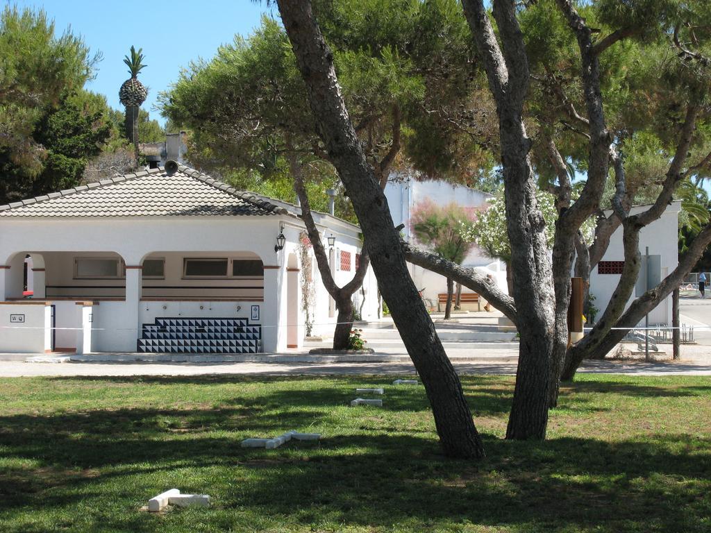 Holacamp Sitges Relax Bagian luar foto